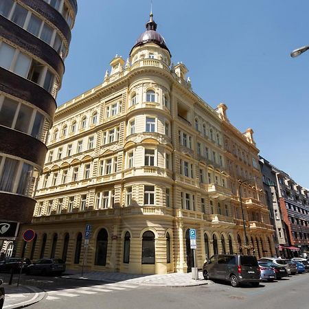 Sunlit Studio Near Wenceslas Square By Prague Days Διαμέρισμα Εξωτερικό φωτογραφία